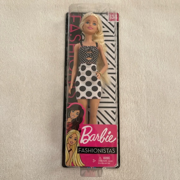 NIB Barbie Fashionista Doll #134 - Picture 4 of 7